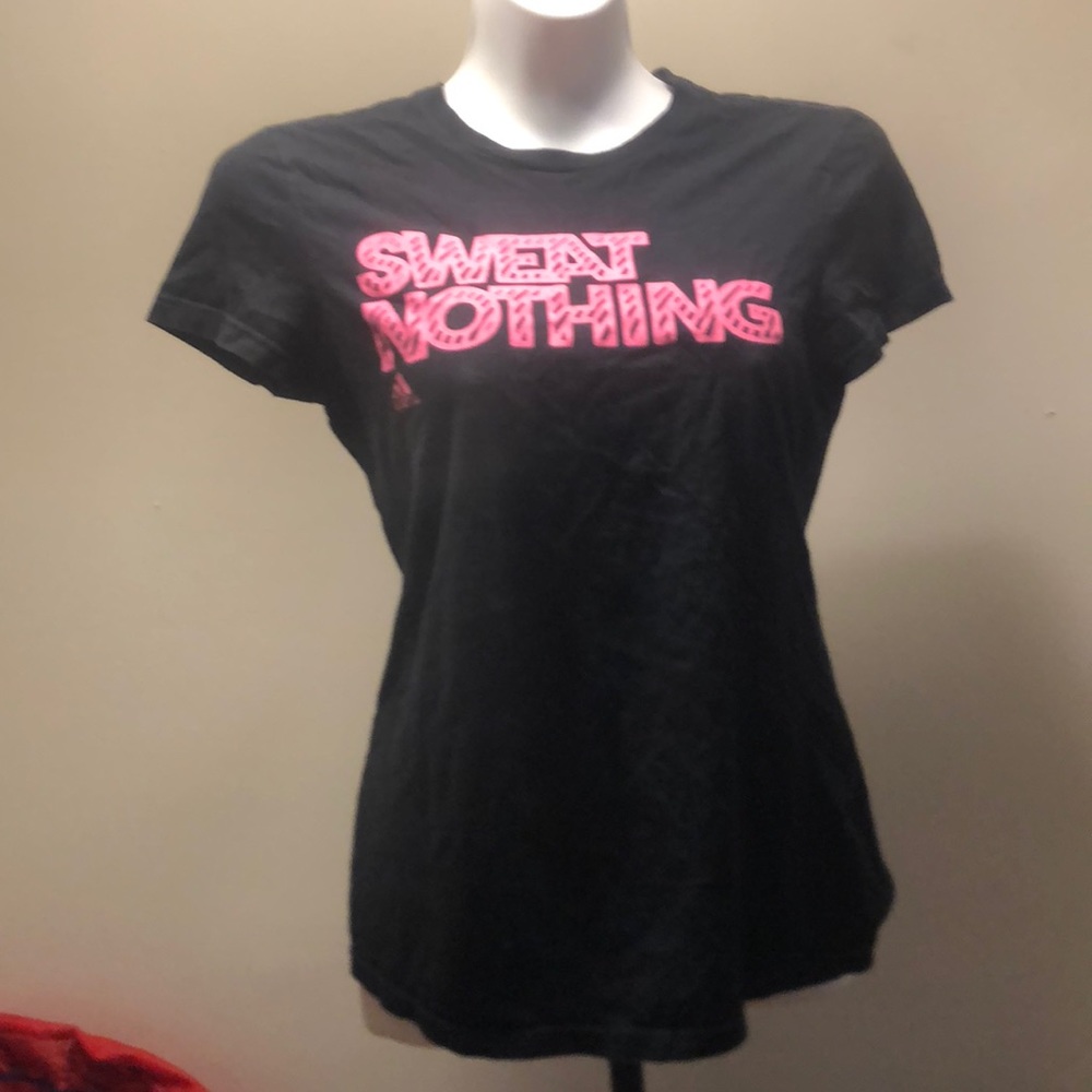 The go to tee size s